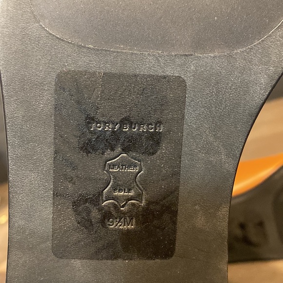 Tory Burch Tan and Black Ankle Boots - Picture 9 of 16